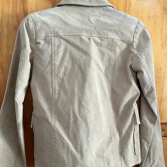 100% Suede Jacket Size SMALL - Picture 2 of 3